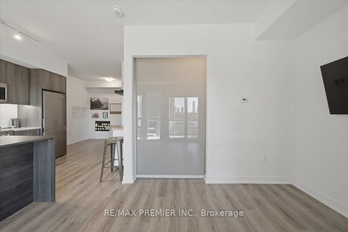 25 Neighbourhood Lane • #515 • Toronto, ON photo 19