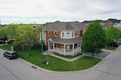 221 Prosser Circle • Milton, ON photo 3