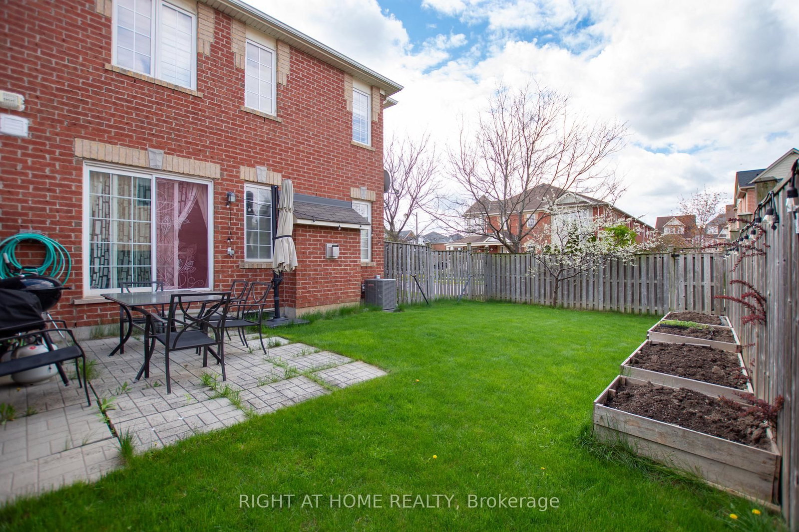 221 Prosser Circle • Milton, ON photo 45