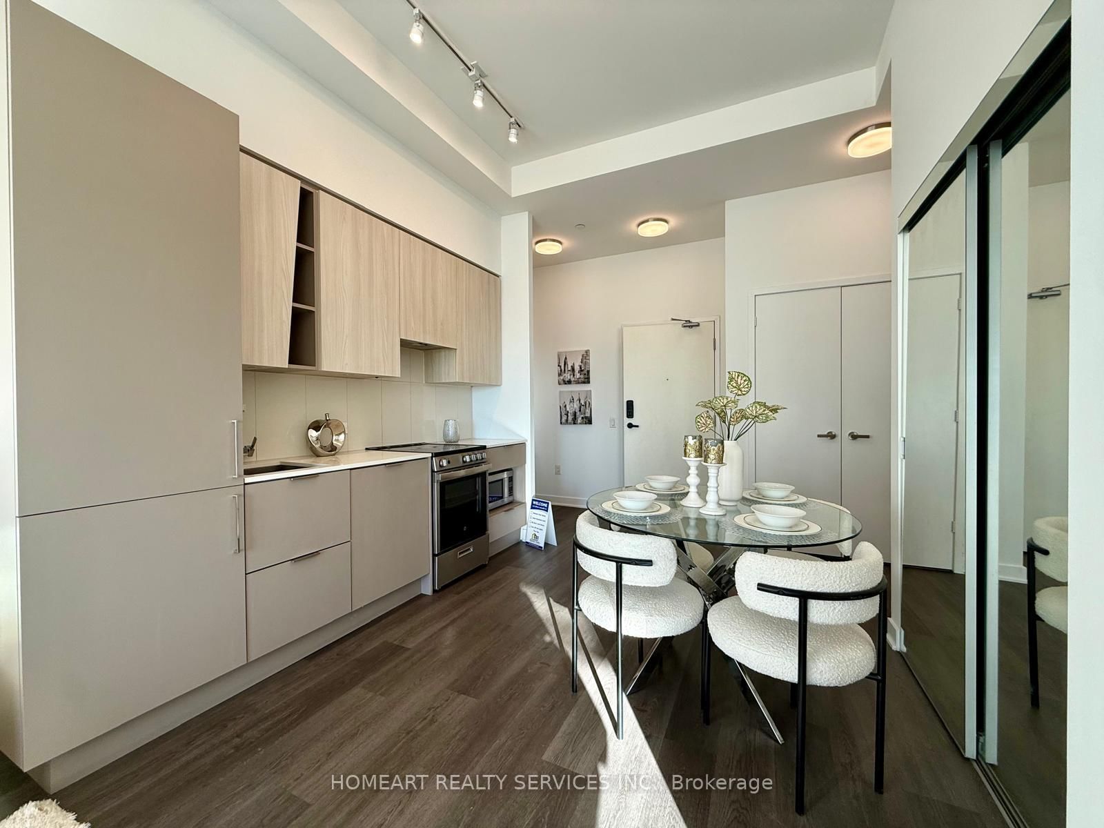 3900 Confederation Parkway • #309 • Mississauga, ON photo 23