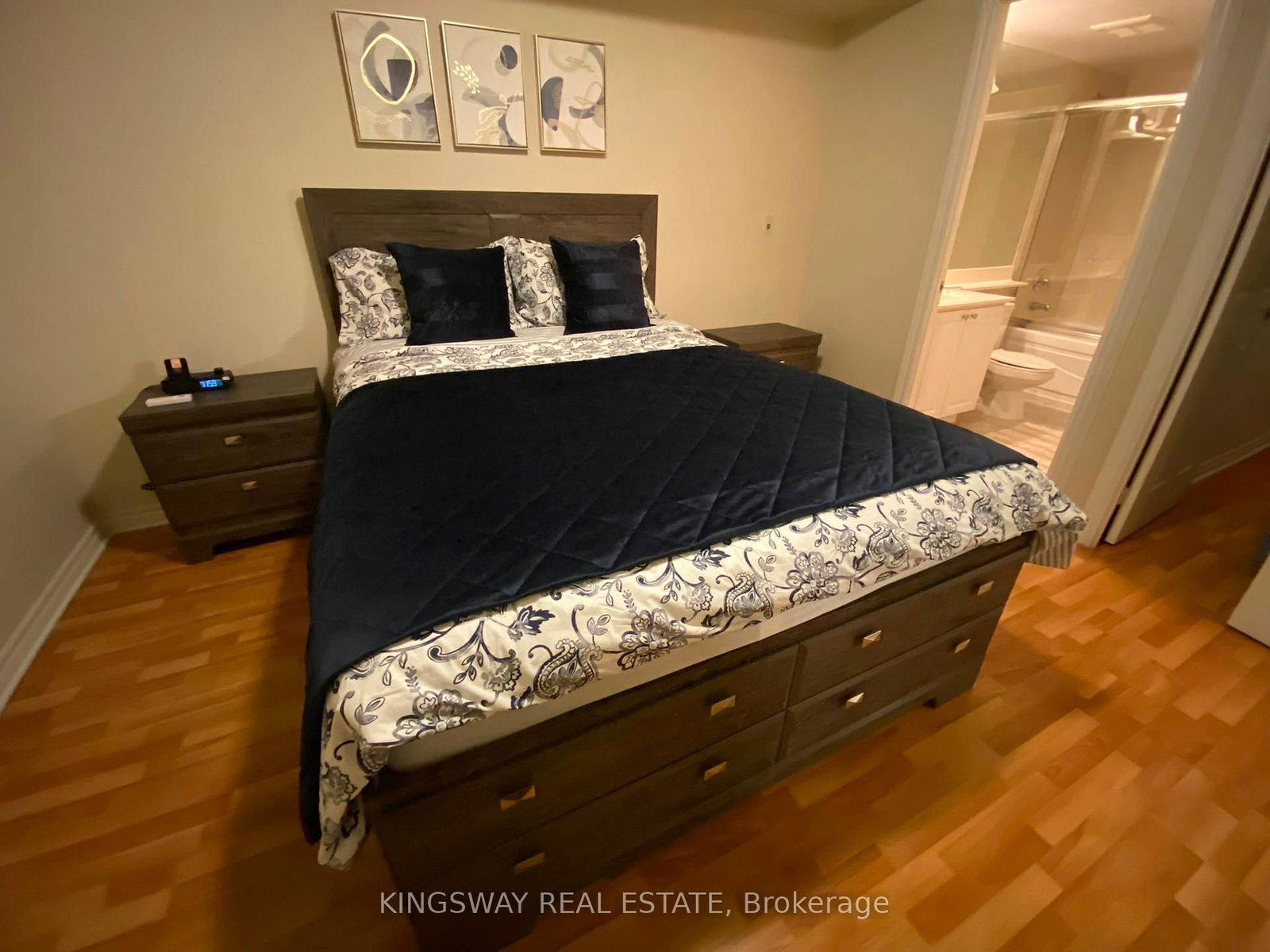 2730 - 3888 Duke Of York Boulevard, Mississauga 4