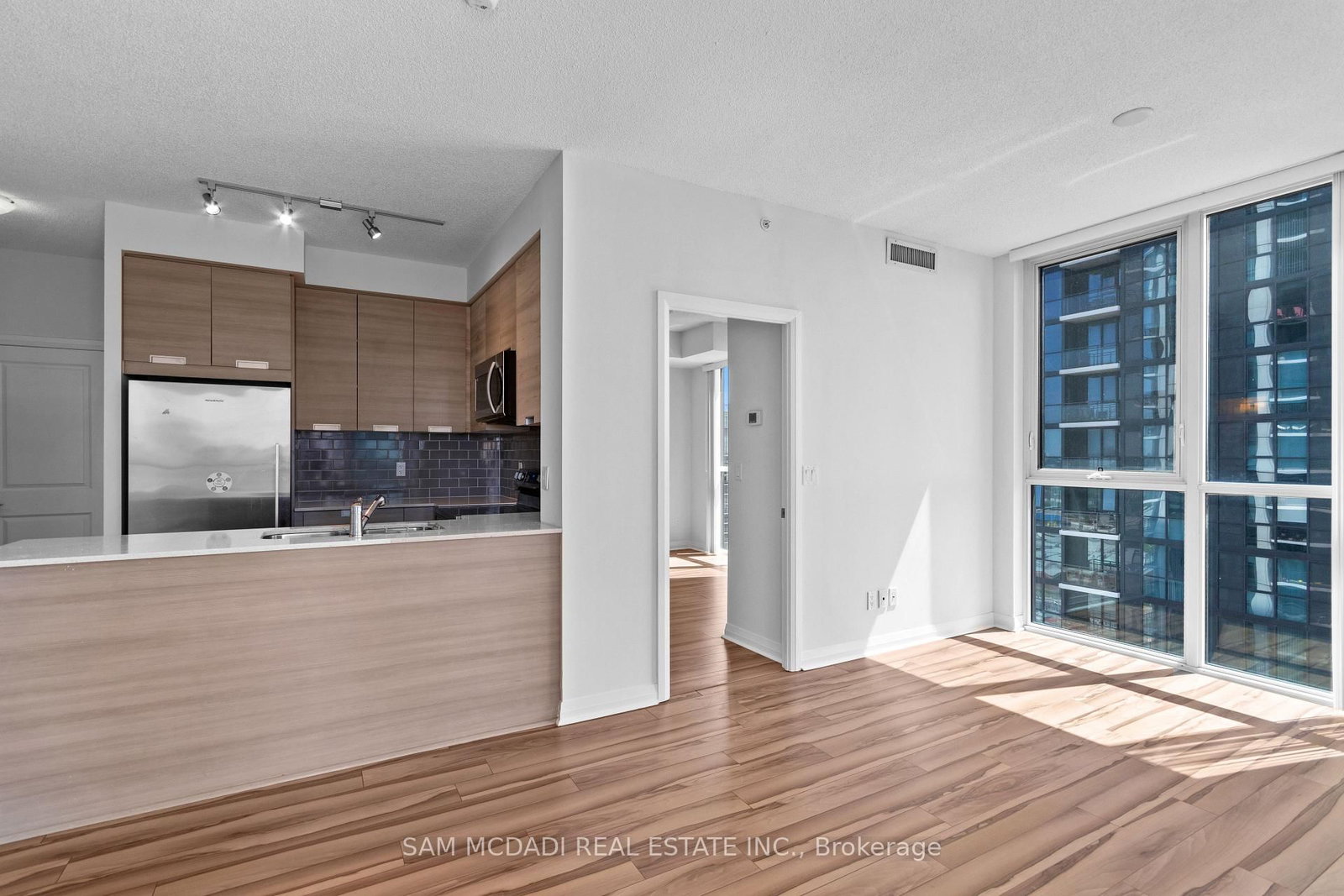 55 Eglinton Avenue W • #1602 • Mississauga, ON photo 14
