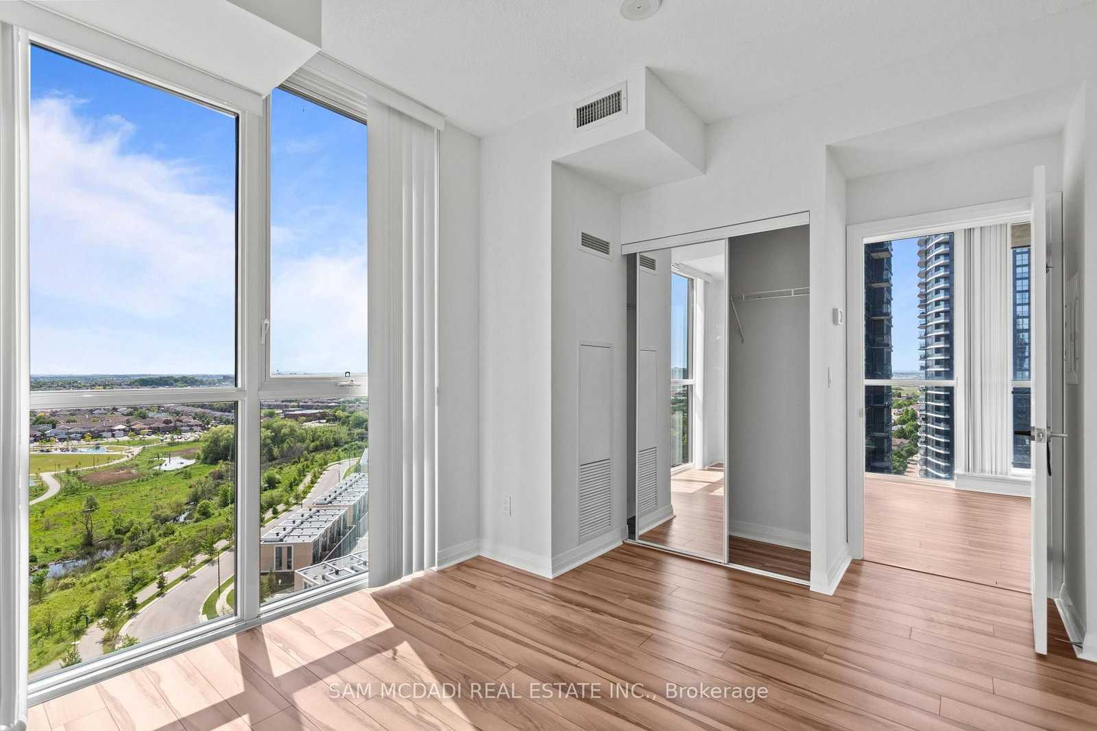 55 Eglinton Avenue W • #1602 • Mississauga, ON photo 16