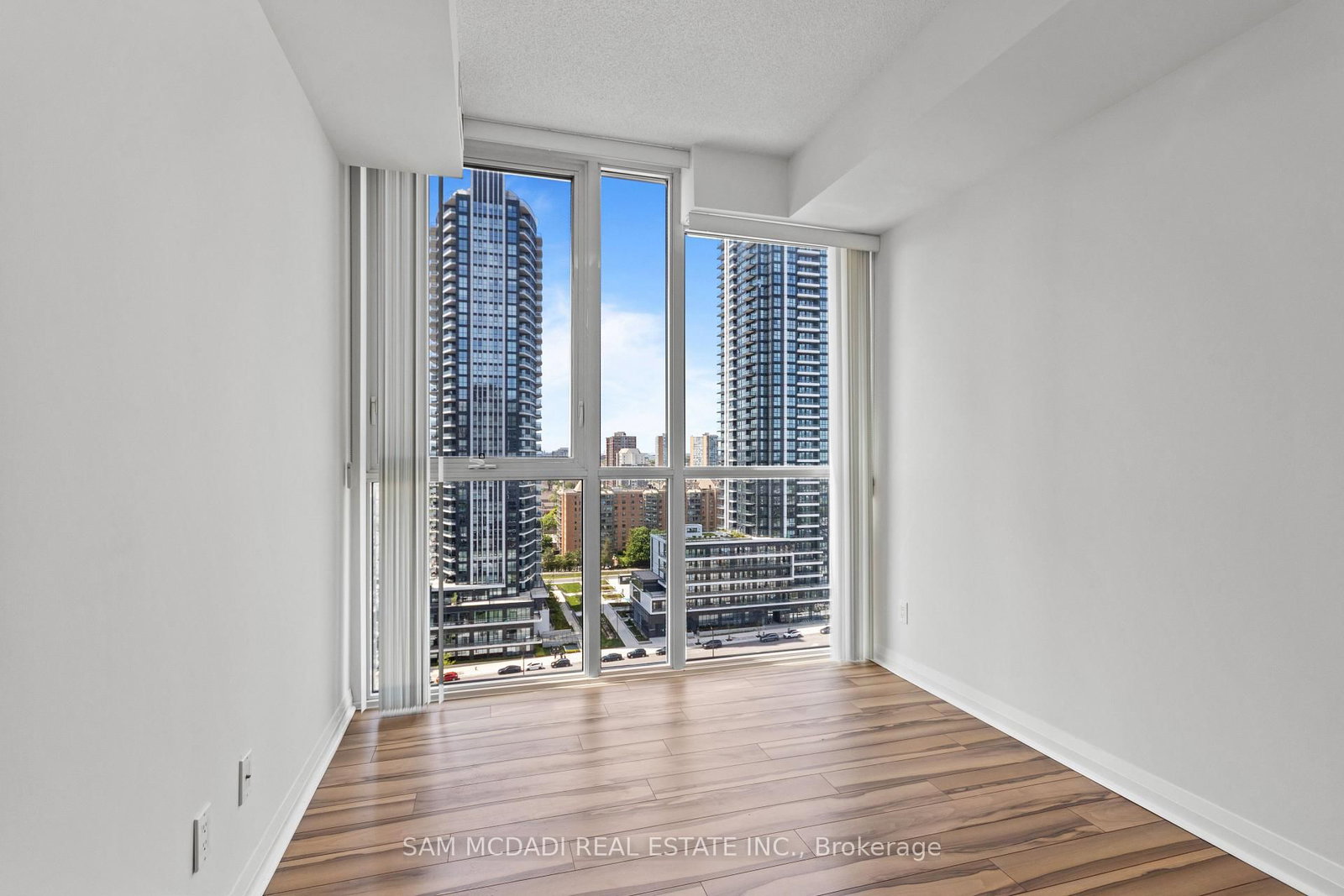 55 Eglinton Avenue W • #1602 • Mississauga, ON photo 18