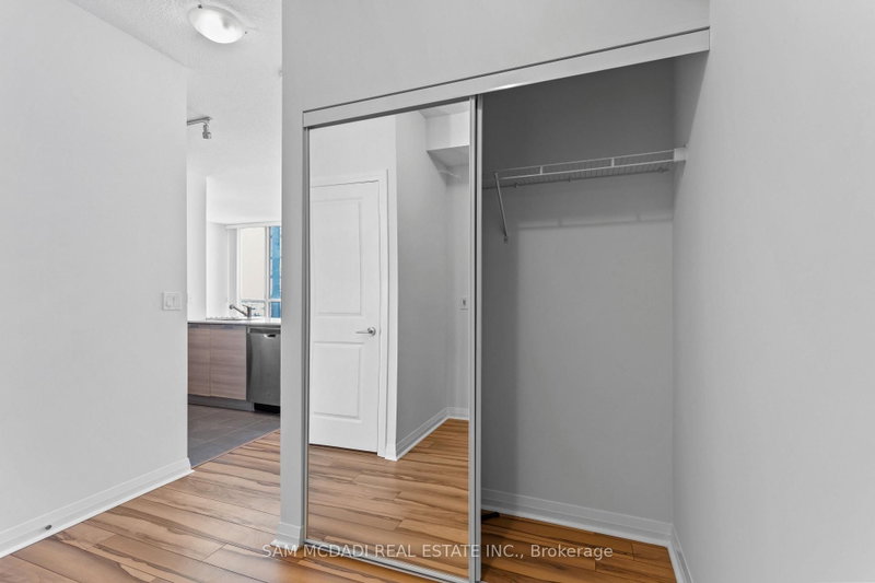 1602 - 55 Eglinton Avenue W