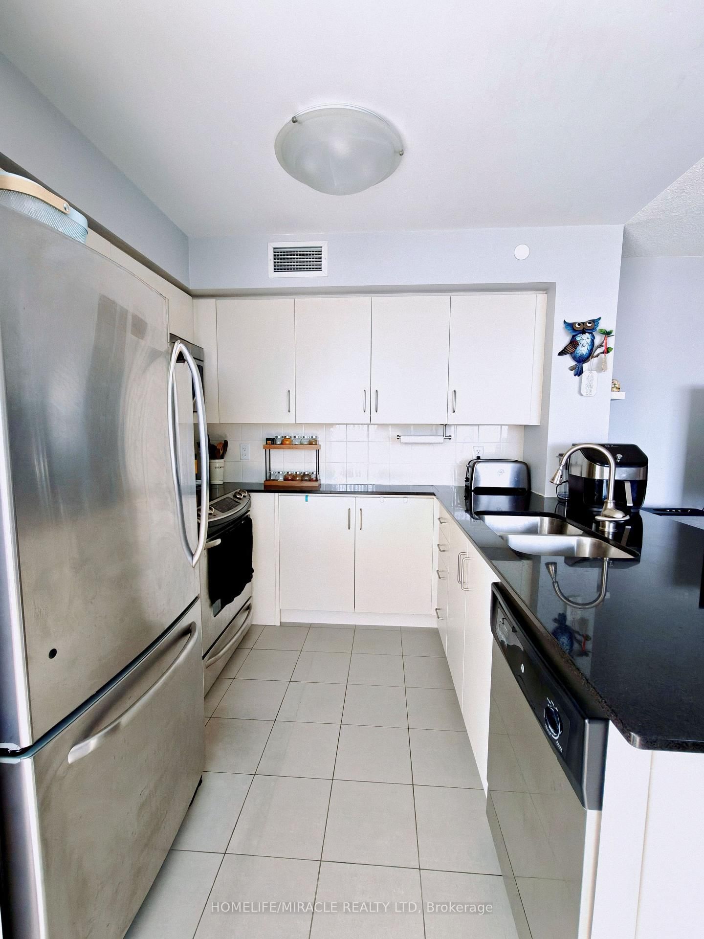 205 Sherway Gardens Road • #1010 • Toronto, ON photo 5