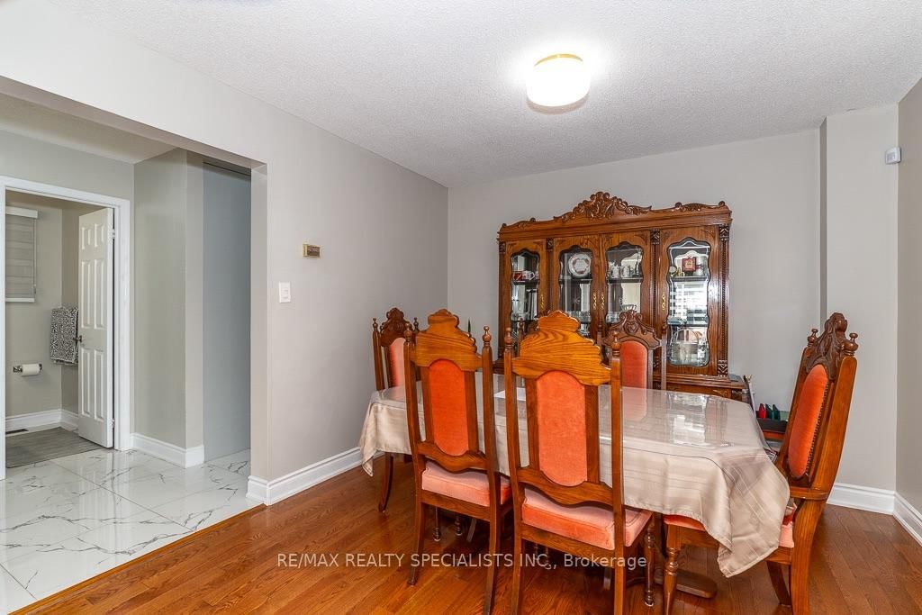 6369 Longspur Road • Mississauga, ON photo 12