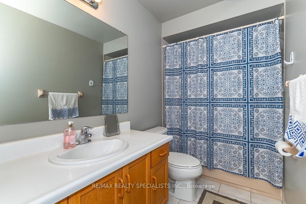 6369 Longspur Road • Mississauga, ON photo 29