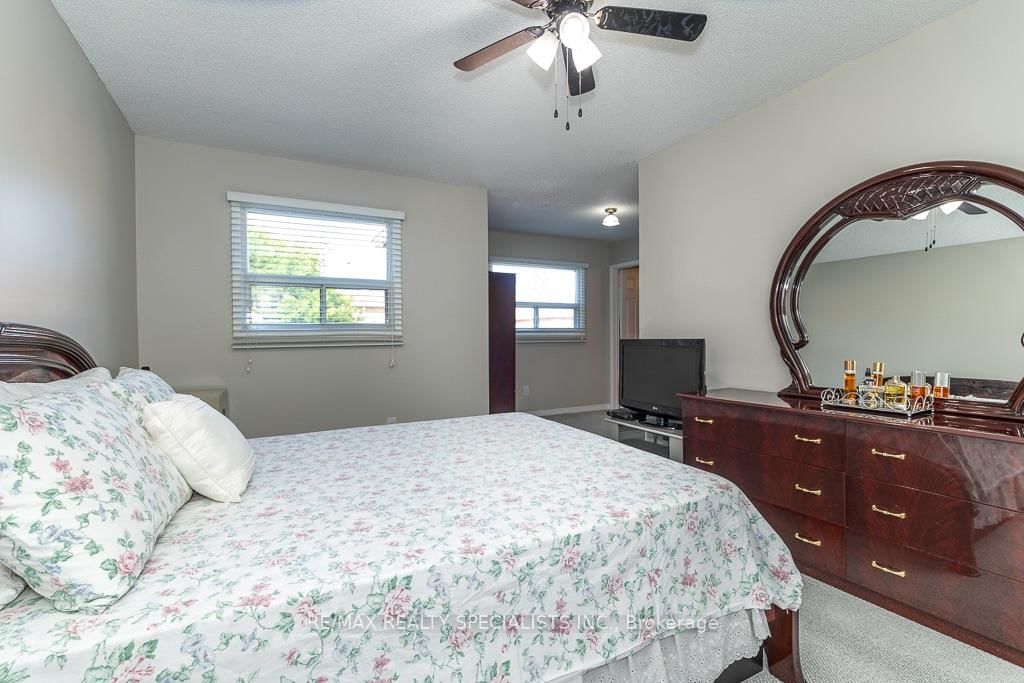 6369 Longspur Road • Mississauga, ON photo 30