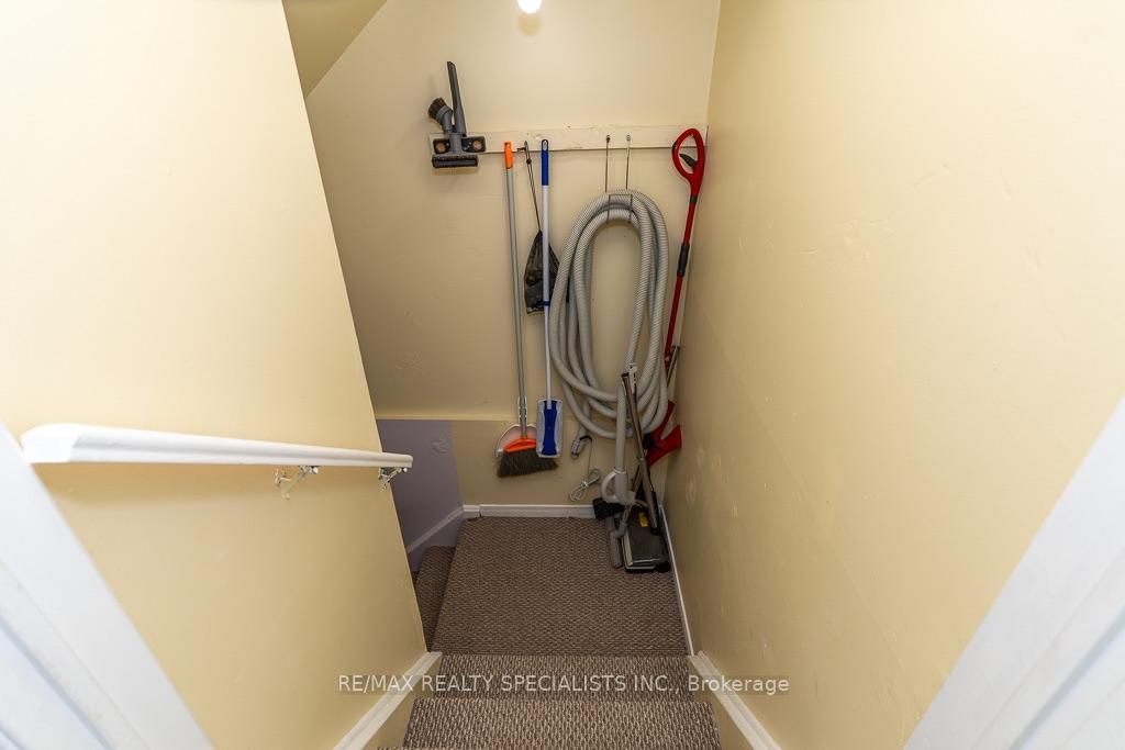 6369 Longspur Road • Mississauga, ON photo 33