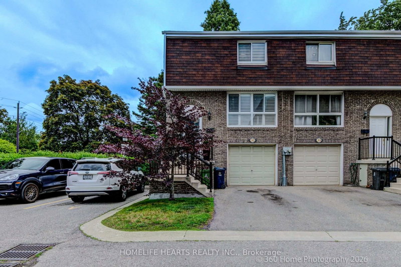 32 - 625 Rathburn Road