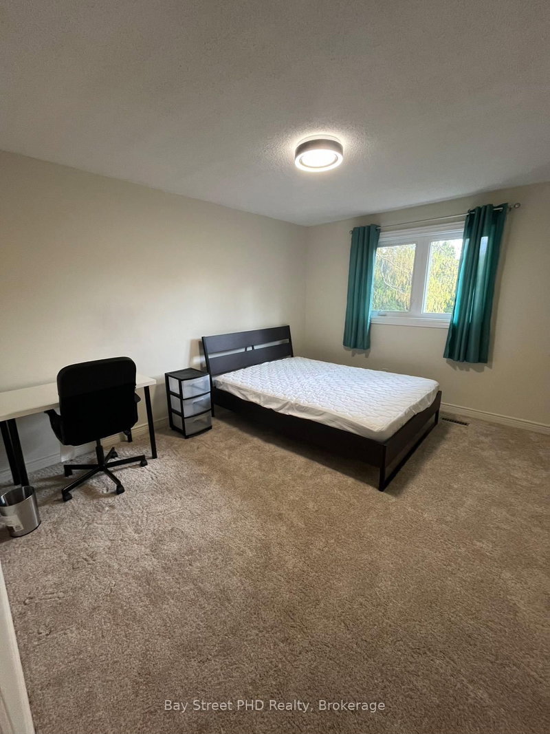 unit A - 1746 featherston Court