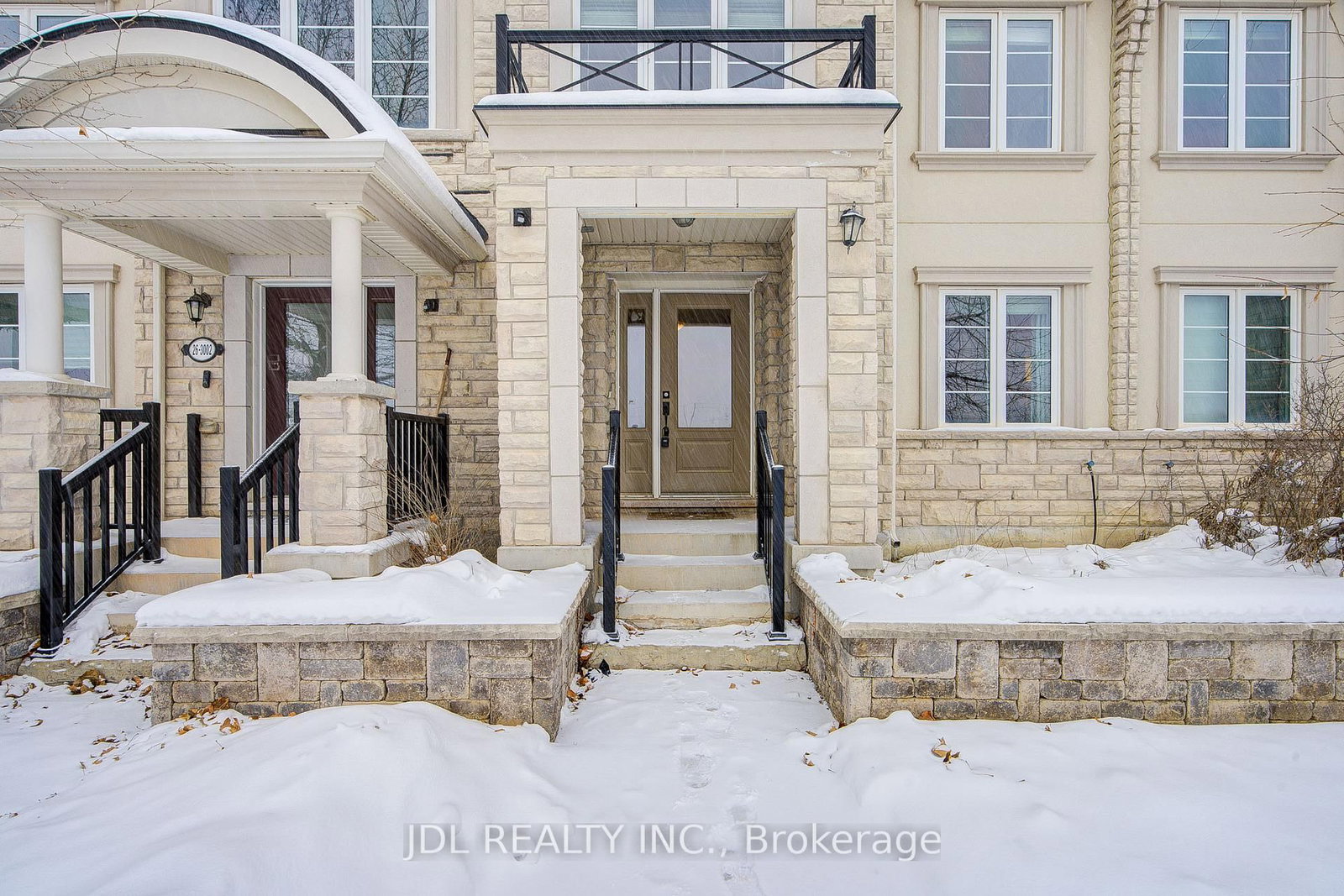 3002 Preserve Drive, Unit 25 Drive • Oakville, ON photo 2