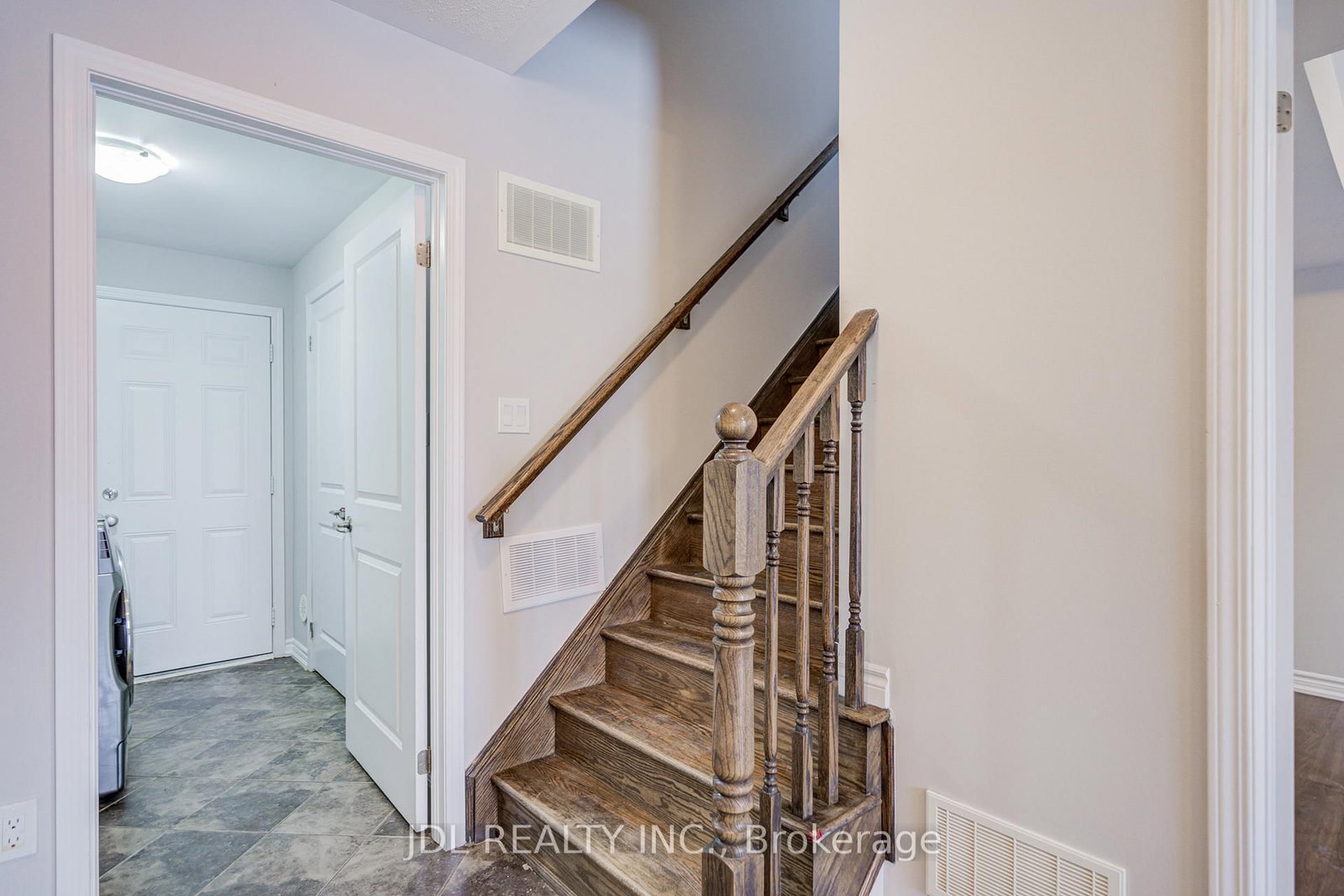 3002 Preserve Drive, Unit 25 Drive • Oakville, ON photo 5