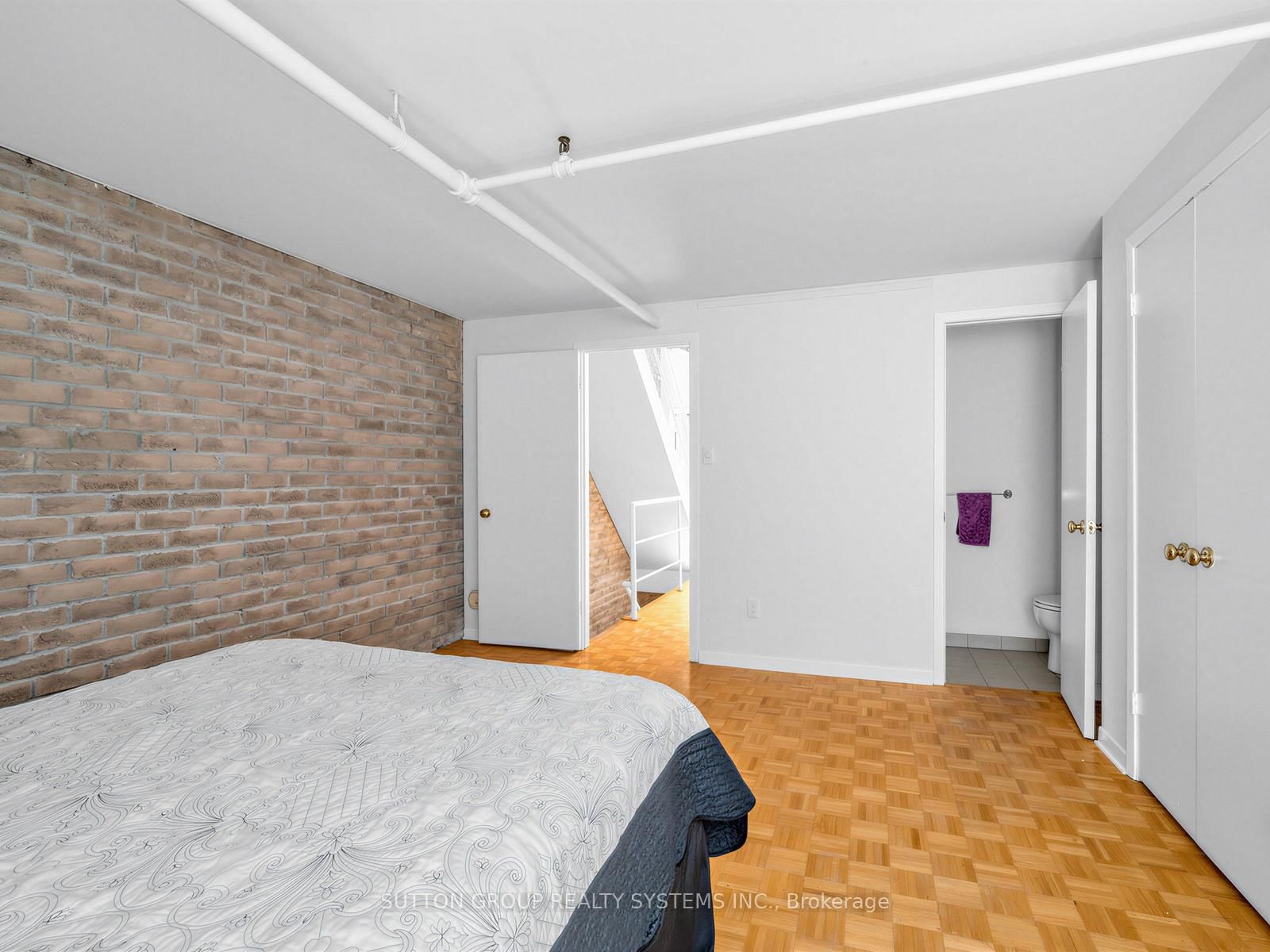 6 Bartlett Avenue W • #5 • Toronto, ON photo 12