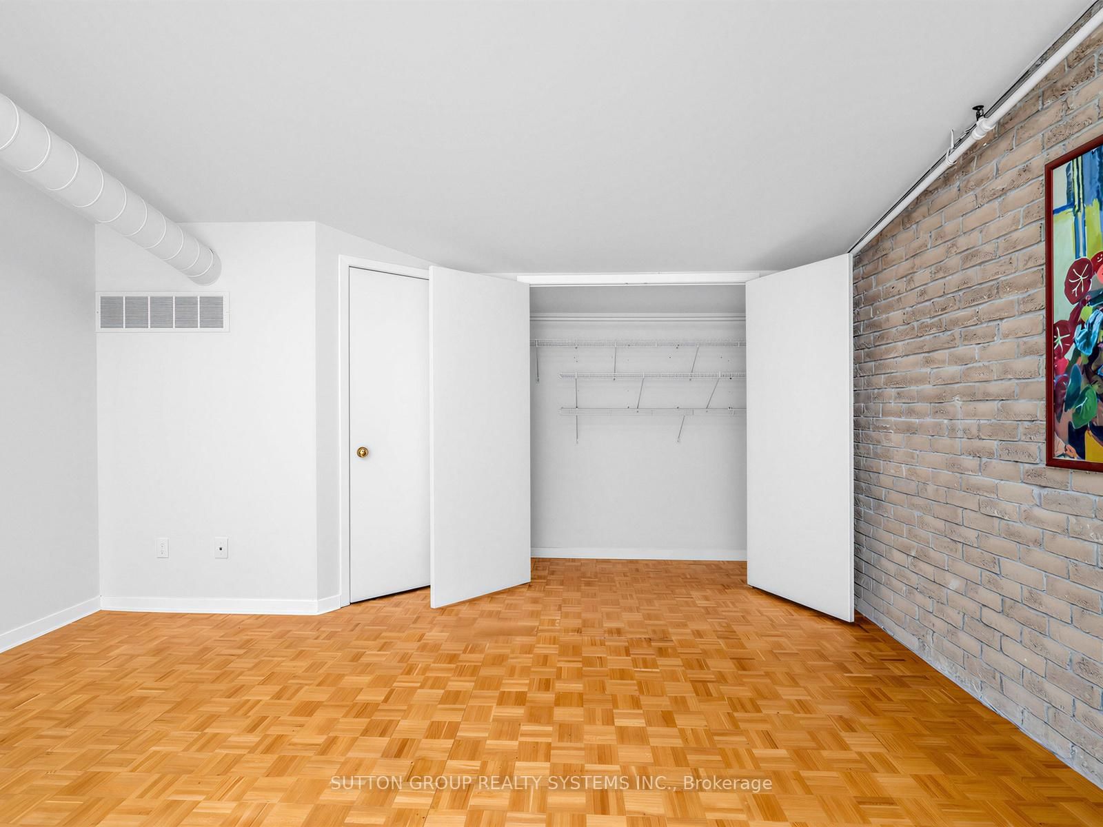 6 Bartlett Avenue W • #5 • Toronto, ON photo 22