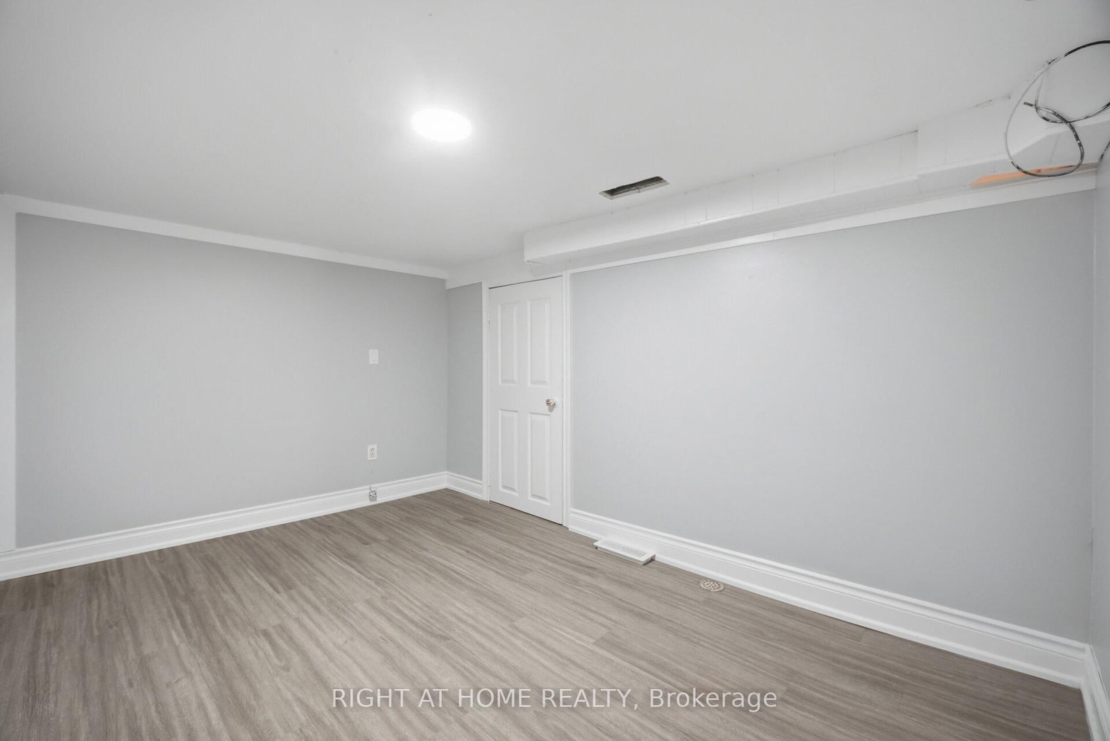 20 Rockwell Avenue • Toronto, ON photo 15