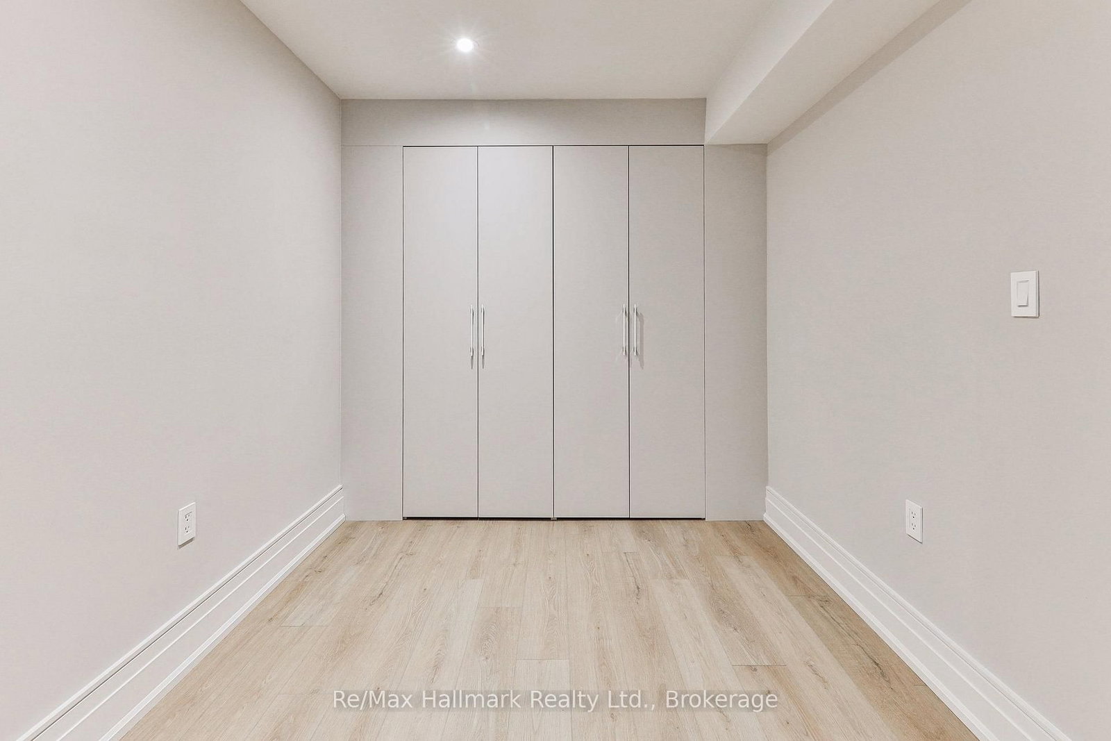 1310 Duncan Road • Oakville, ON photo 38