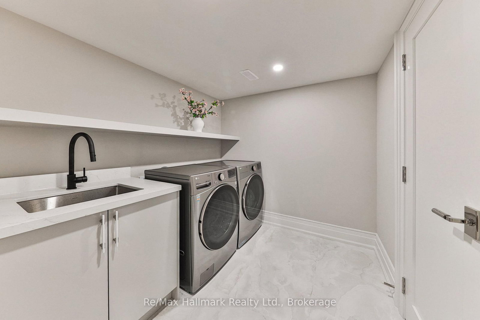 1310 Duncan Road • Oakville, ON photo 40