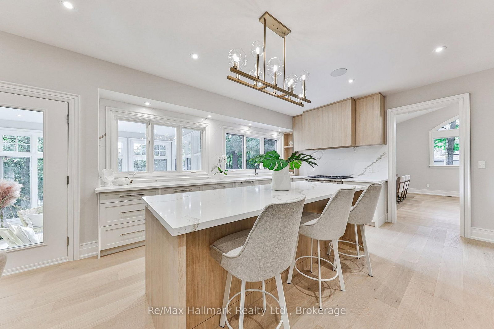 1310 Duncan Road • Oakville, ON photo 9