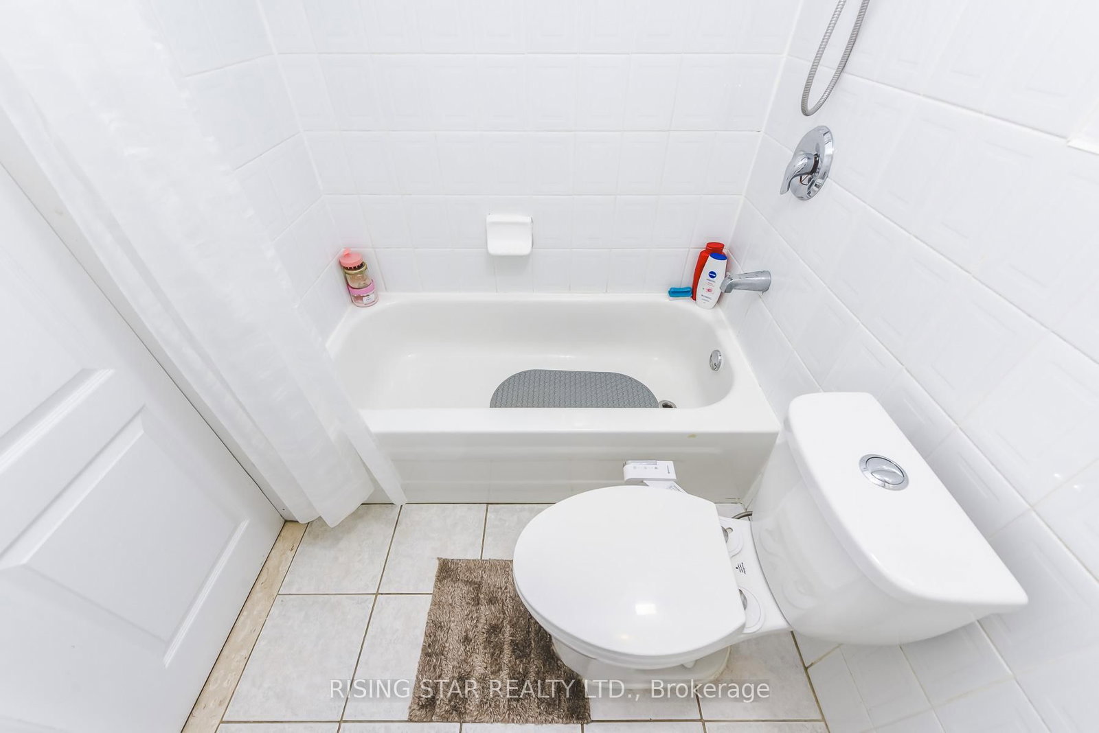 16 Elmpark Brampton,ON L6P 1A8 — Photo 42
