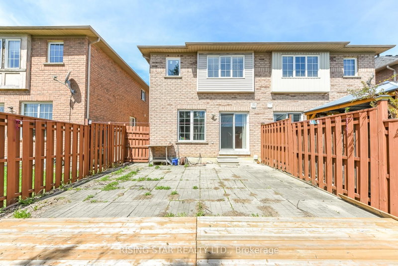 16 Elmpark Brampton,ON L6P 1A8 — Photo 45