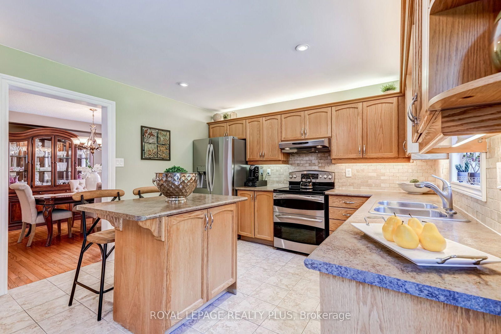 1459 Ravensmoor Crescent • Mississauga, ON photo 16