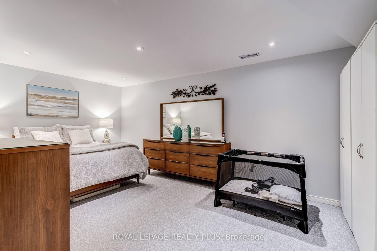 1459 Ravensmoor Crescent • Mississauga, ON photo 35