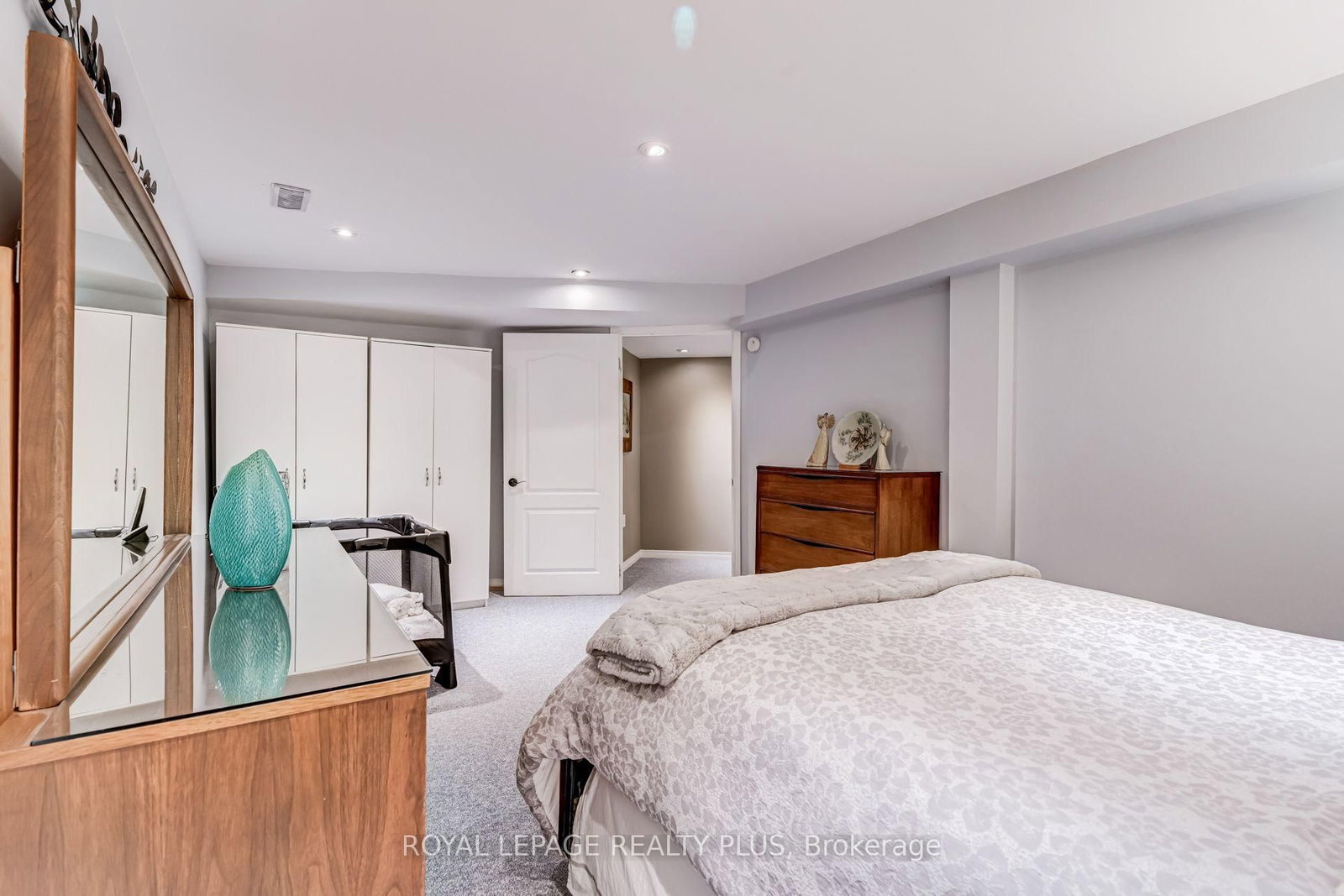 1459 Ravensmoor Crescent • Mississauga, ON photo 36