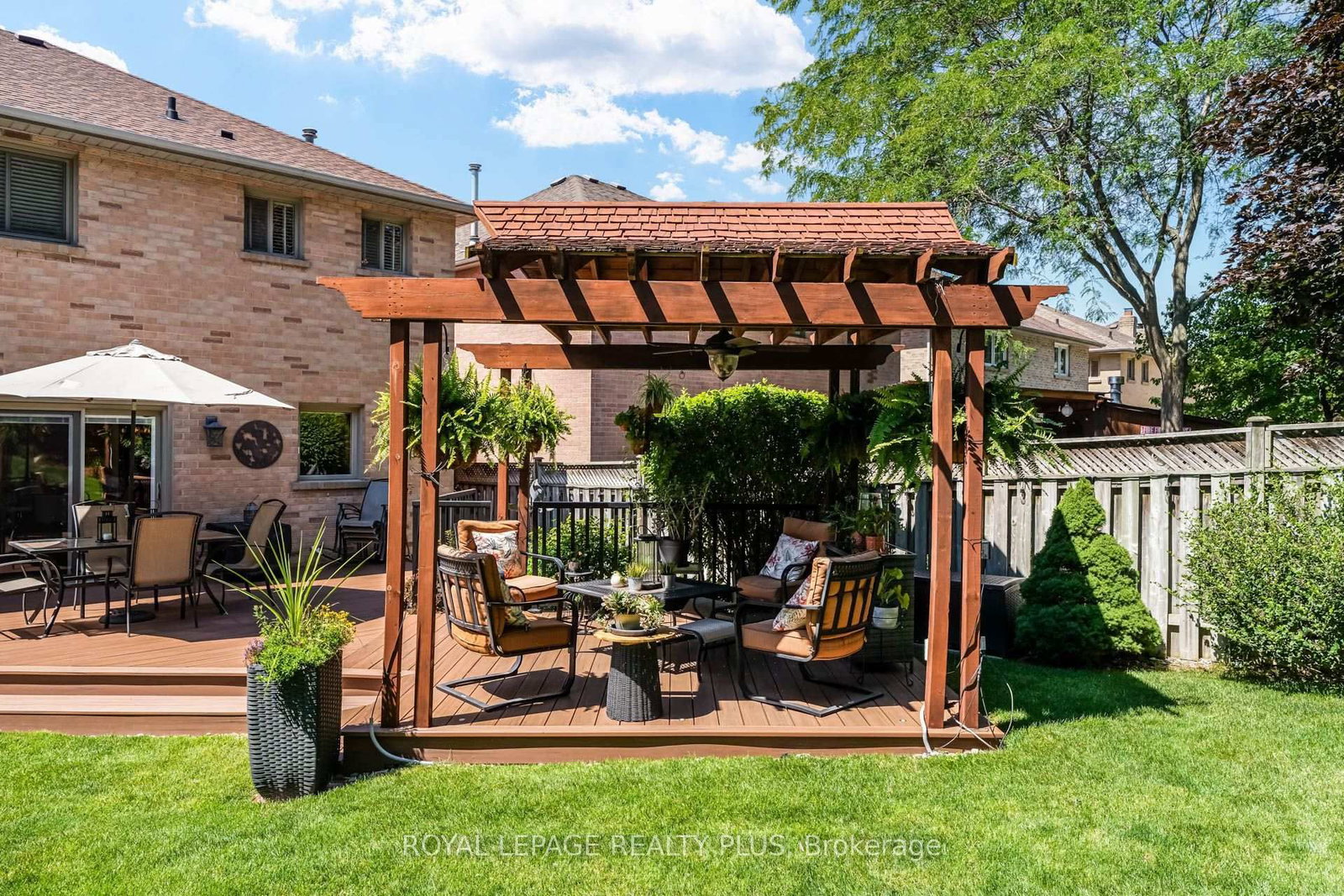 1459 Ravensmoor Crescent • Mississauga, ON photo 44