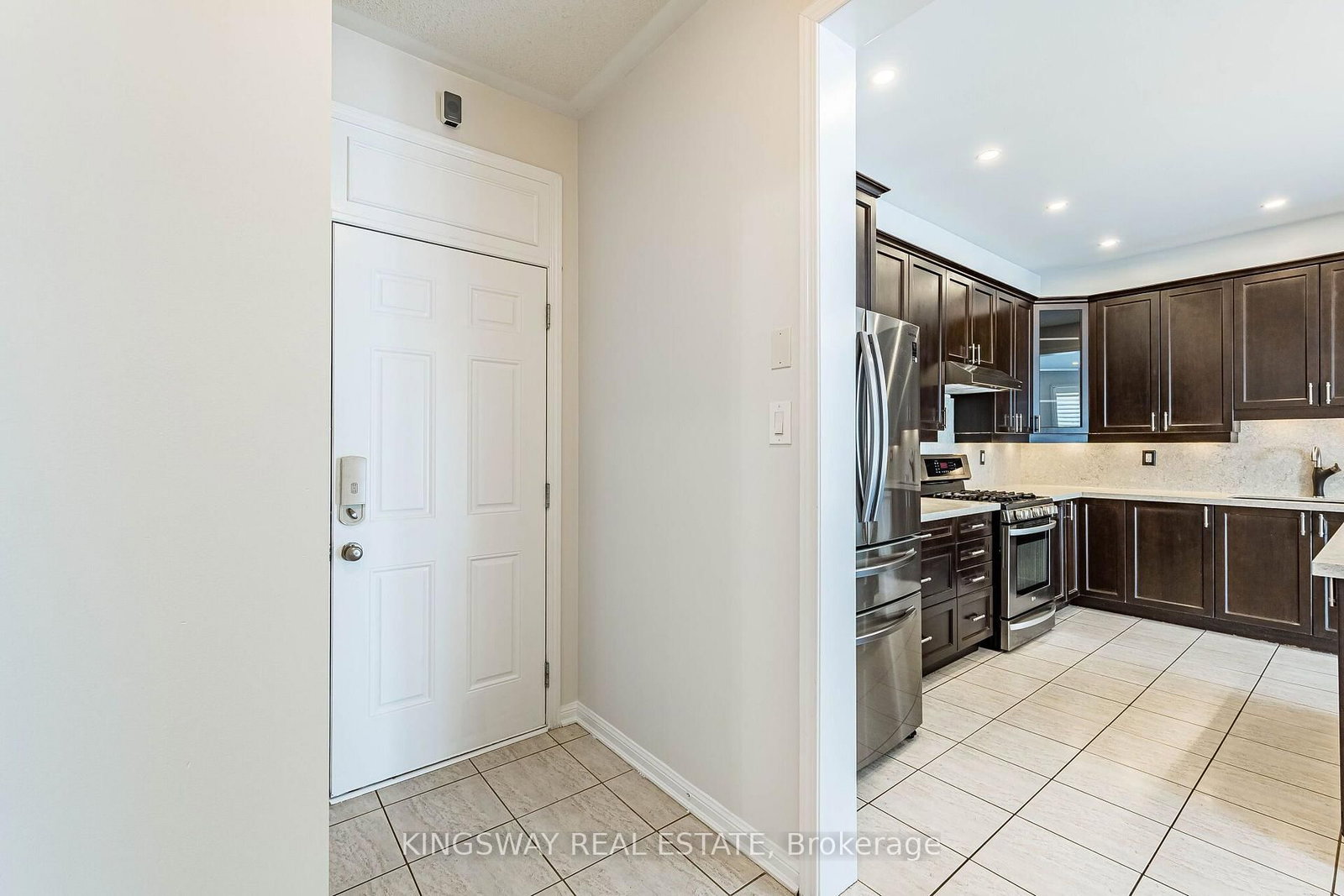 323 Cochrane Milton,ON L9T 8C8 — Photo 10