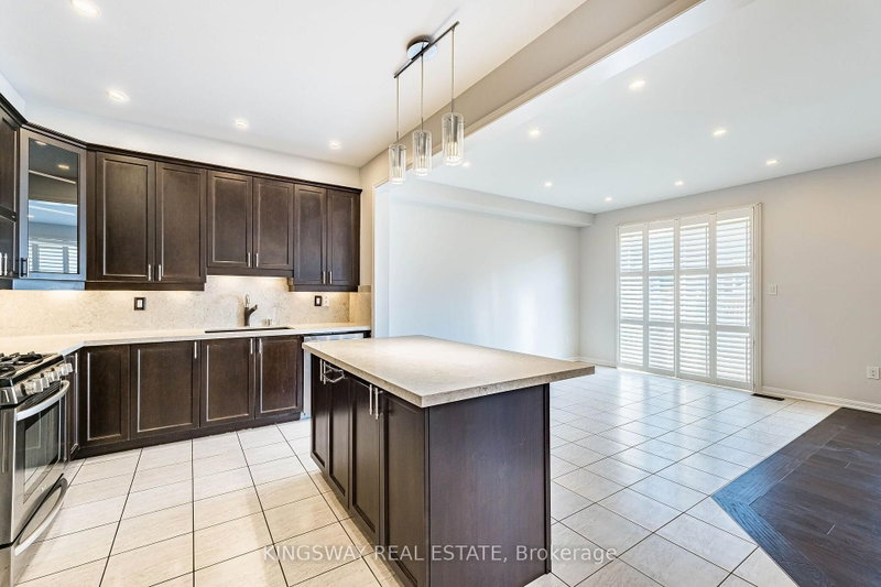 323 Cochrane Milton,ON L9T 8C8 — Photo 11