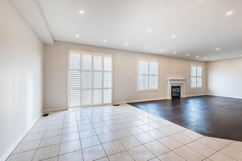 323 Cochrane Milton,ON L9T 8C8 — Photo 14