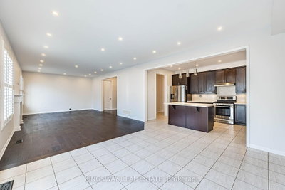 323 Cochrane Milton,ON L9T 8C8 — Photo 15