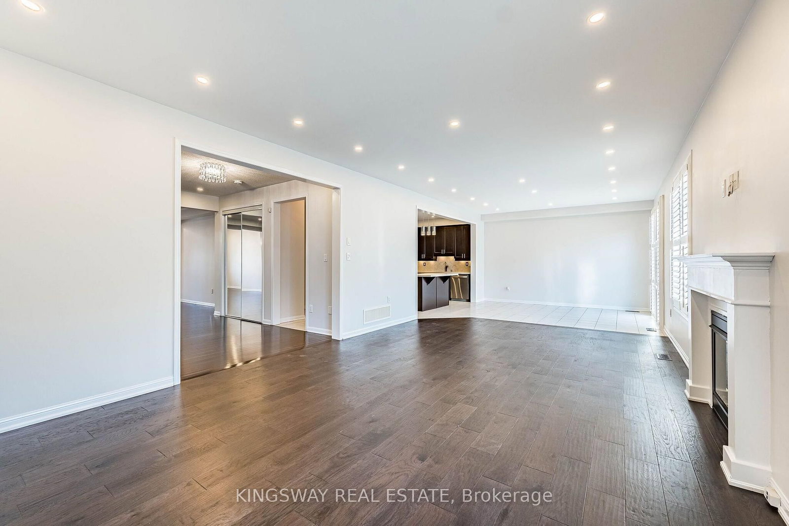 323 Cochrane Milton,ON L9T 8C8 — Photo 16