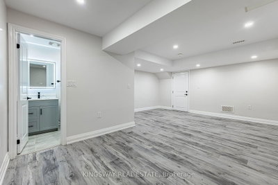 323 Cochrane Milton,ON L9T 8C8 — Photo 38
