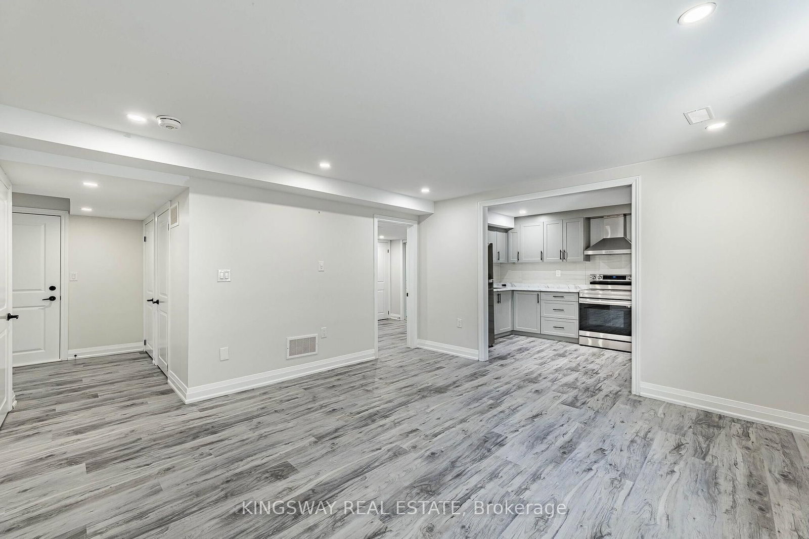 323 Cochrane Milton,ON L9T 8C8 — Photo 40