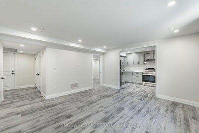 323 Cochrane Milton,ON L9T 8C8 — Photo 40