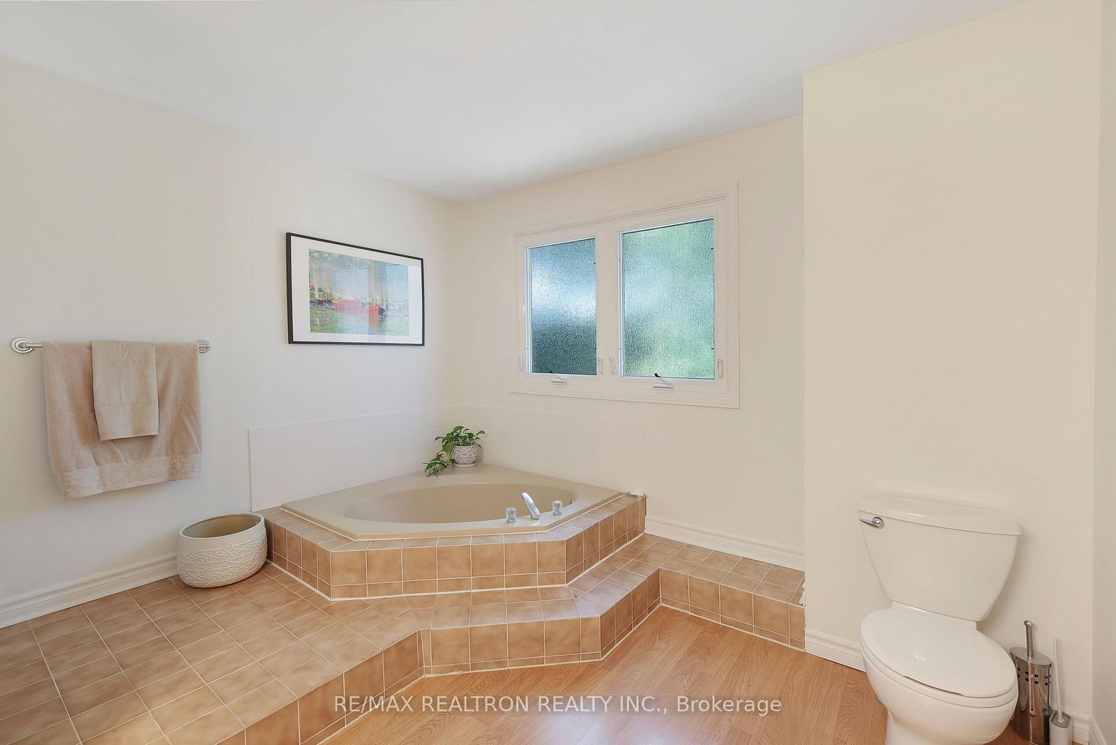 6026 Roxbury Road • Mississauga, ON photo 27