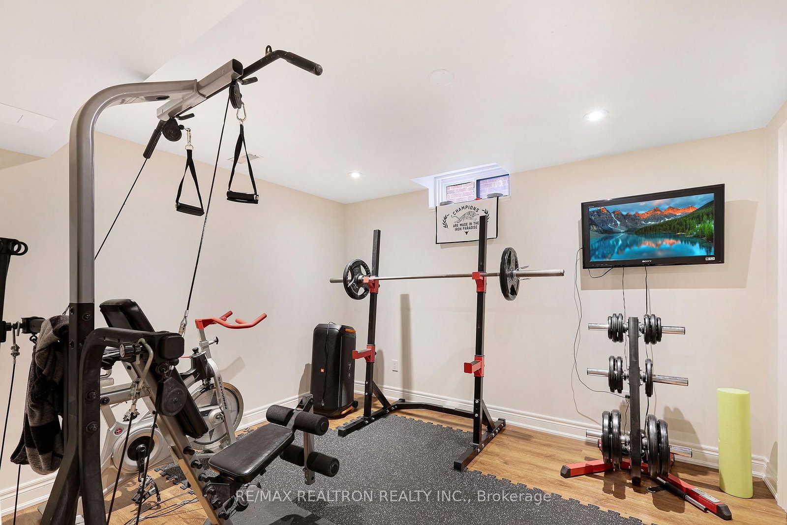 6026 Roxbury Road • Mississauga, ON photo 29