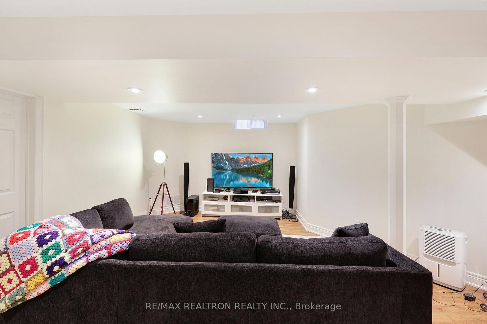 6026 Roxbury Road • Mississauga, ON photo 30