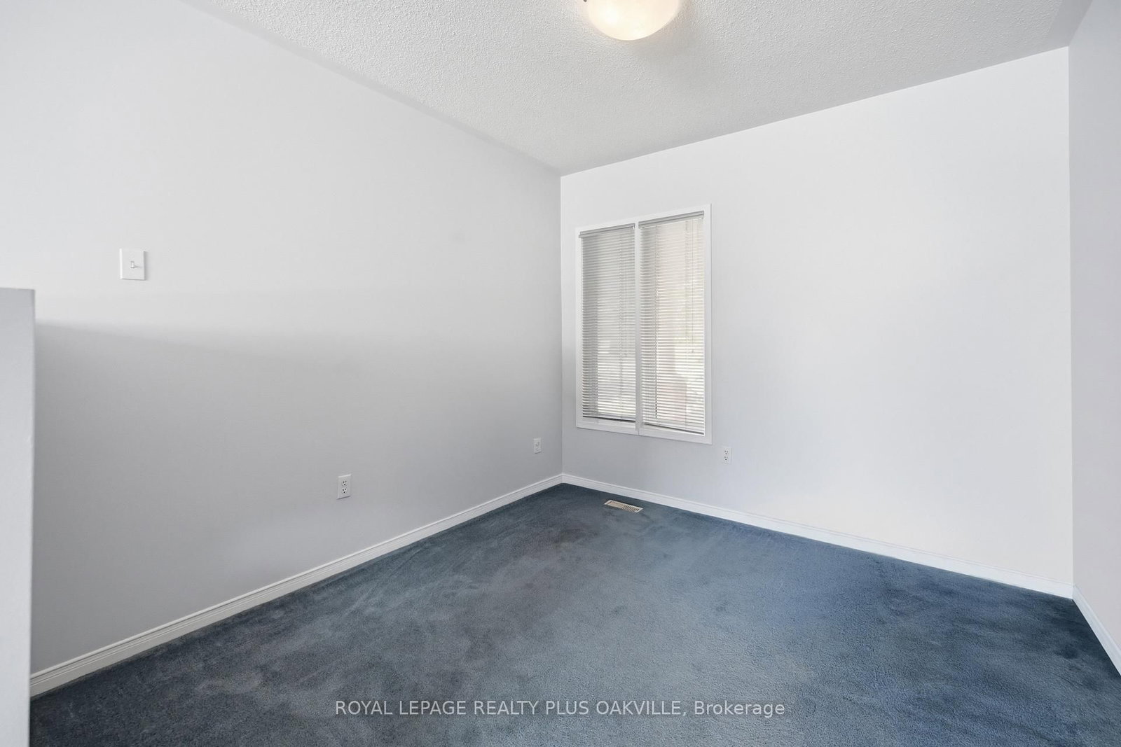 2150 4 Oakville,ON L6M 3T2 — Photo 16