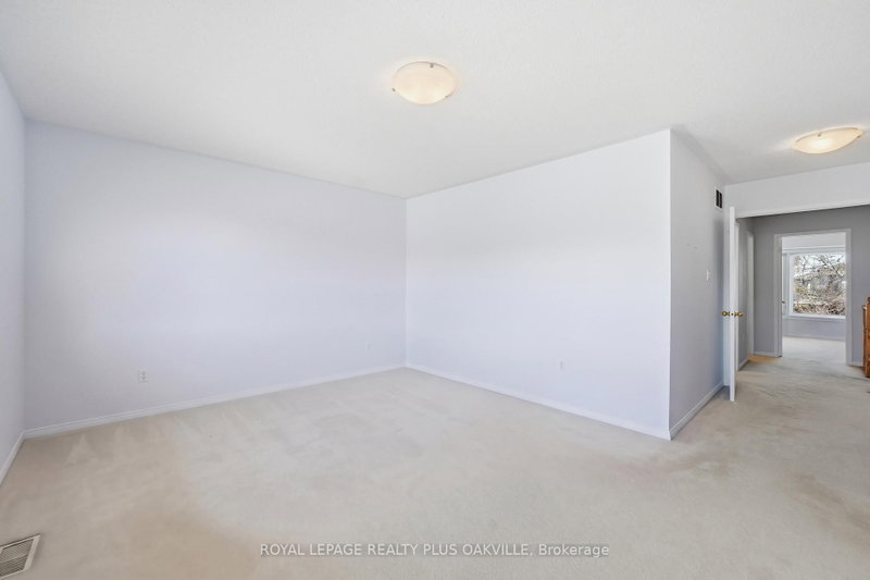 2150 4 Oakville,ON L6M 3T2 — Photo 26