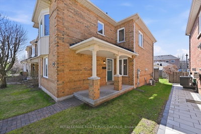 2150 4 Oakville,ON L6M 3T2 — Photo 3