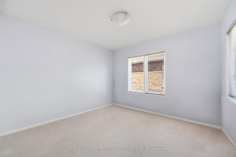 2150 4 Oakville,ON L6M 3T2 — Photo 38