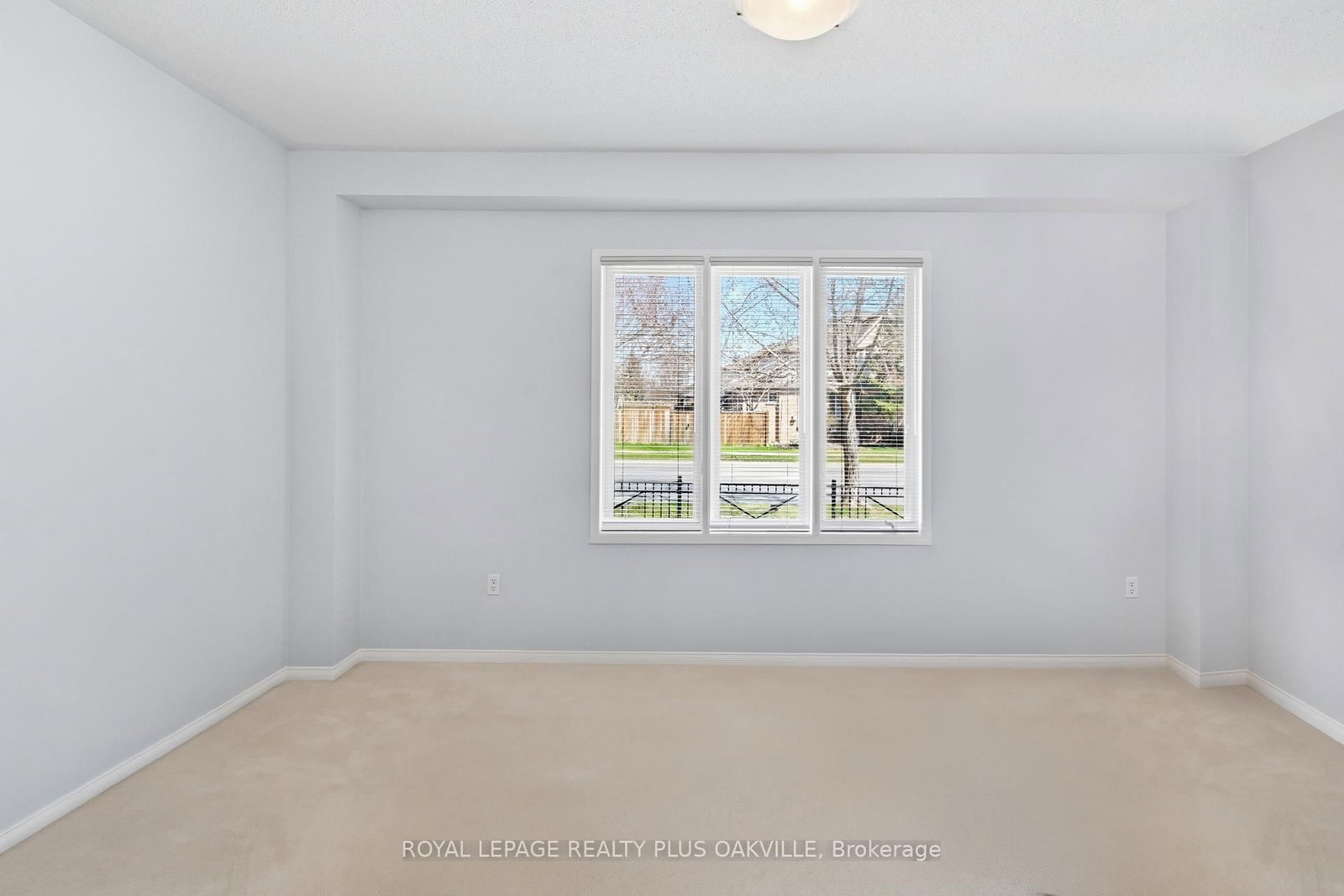 2150 4 Oakville,ON L6M 3T2 — Photo 5