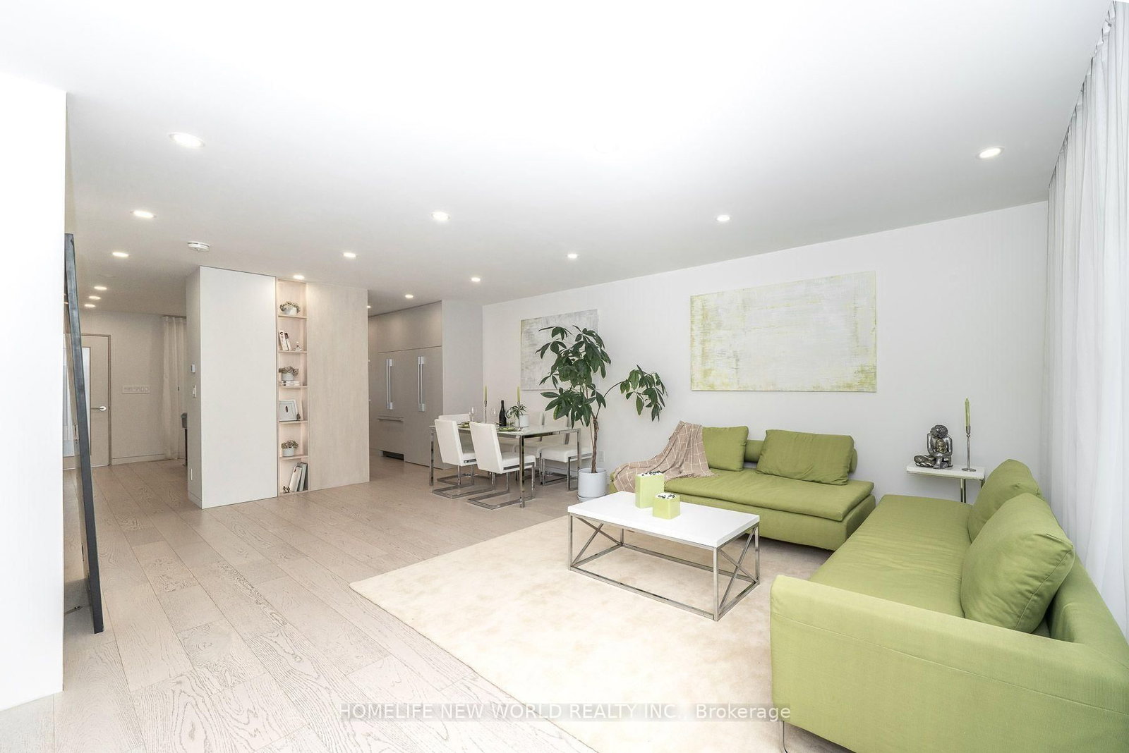 30 Carling Avenue • Toronto, ON photo 11