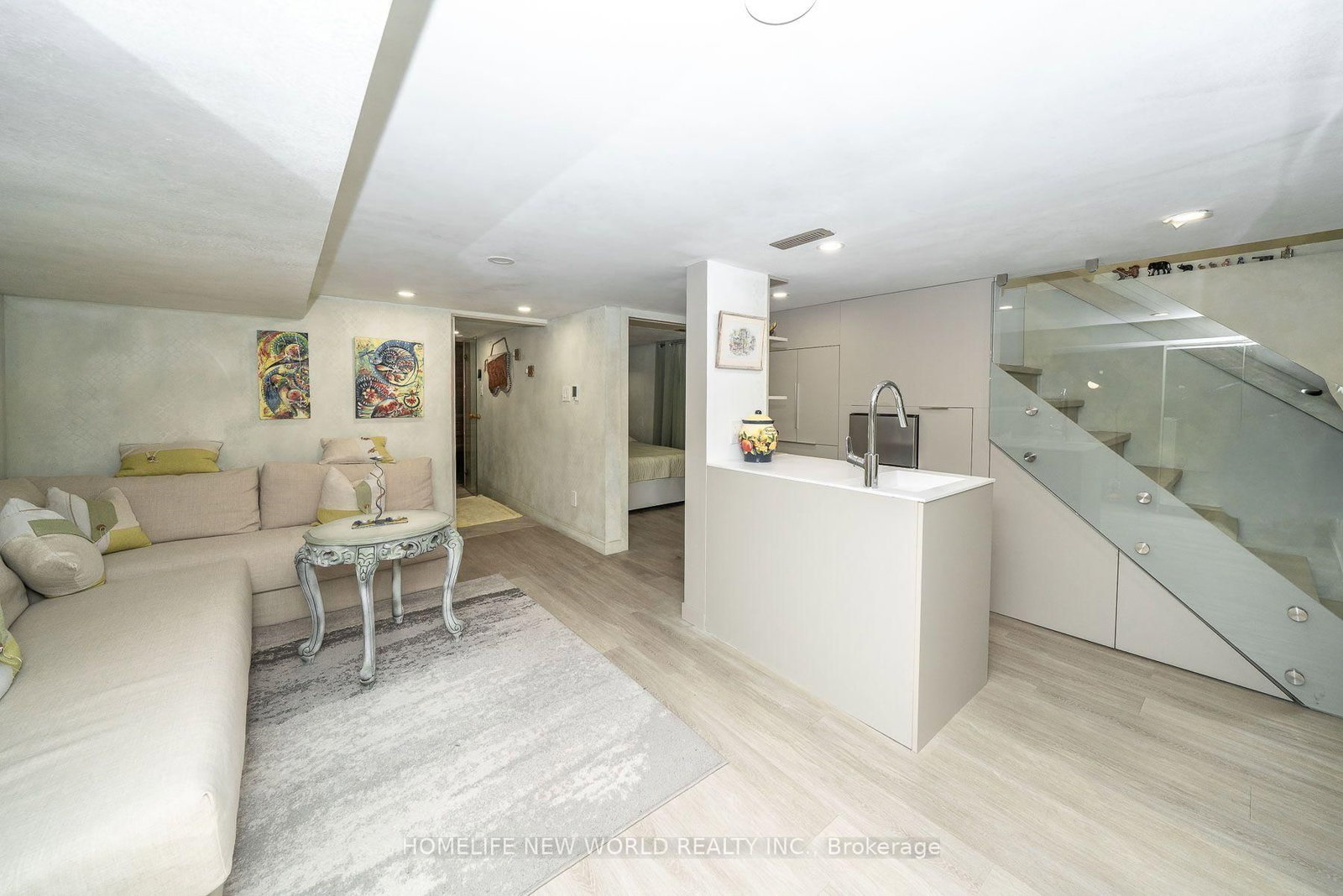 30 Carling Avenue • Toronto, ON photo 31