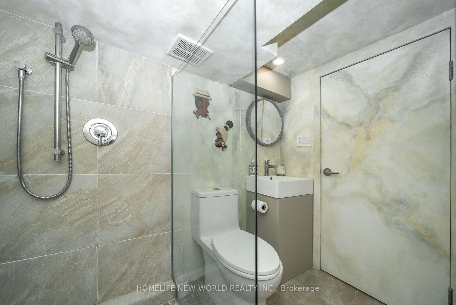 30 Carling Avenue • Toronto, ON photo 37