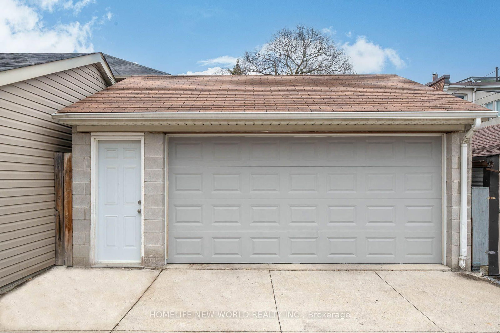 30 Carling Avenue • Toronto, ON photo 47